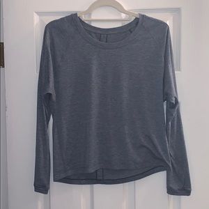 Lululemon shirt with cut out back
